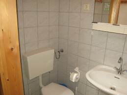 Cosy Apartment With Terrace in Meisburg