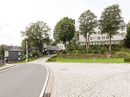 Cozy Apartment in Altenfeld With Garden