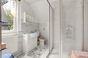 Cozy Apartment in Altenfeld With Garden