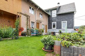 Cozy Apartment in Altenfeld With Garden