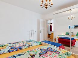 Cozy Apartment in Altenfeld With Garden