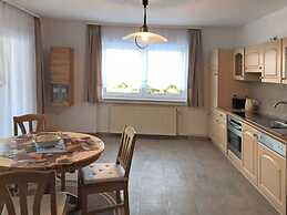 Apartment in Ellar With Garden