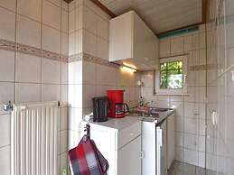 Charming Bungalow in Tabarz Thüringer Wald With Garden