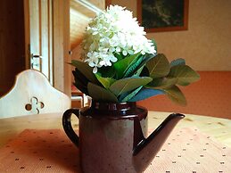 Quaint Farmhouse in Langenbach near Lake