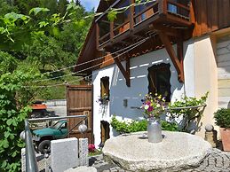 Quaint Farmhouse in Langenbach near Lake