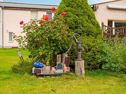 Idyllic Bungalow with Garden in Pepelow near Seabeach