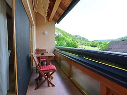 Modern Holiday Home in Prunn Near Lake