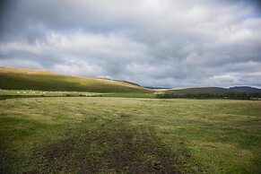 Miðhvammur Farm Stay