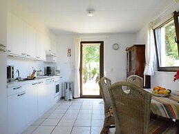 Spacious House With Beautiful Terrace