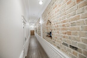 Hotel Billuri Sitora