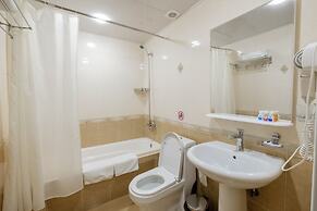 Hotel Billuri Sitora