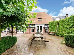 Farmhouse in Noardburgum With Sauna and Hottub