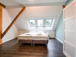 Farmhouse in Noardburgum With Sauna and Hottub