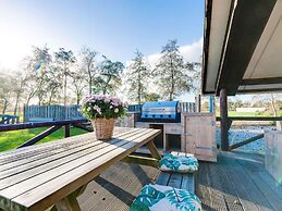 Farmhouse in Noardburgum With Sauna and Hottub