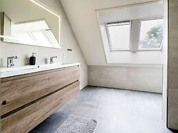 Farmhouse in Noardburgum With Sauna and Hottub