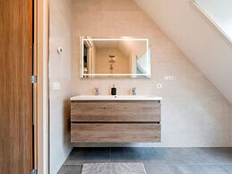 Farmhouse in Noardburgum With Sauna and Hottub