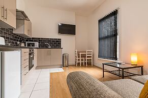 Platform Fishing Quarter Apartments