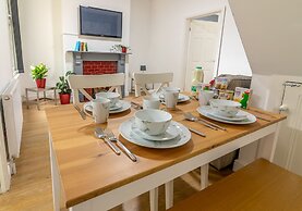 Platform Fishing Quarter Apartments