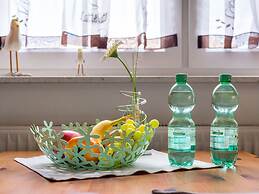 Apartment With Fenced Garden in Faid