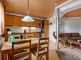 Apartment With Fenced Garden in Faid