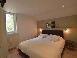 Detached Holiday Home With Sauna, Large Garden