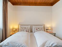 Cosy Apartment in Muhlbach With Balcony