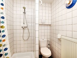 Pleasing Holiday Home in Richelle With Garden, Terrace, BBQ