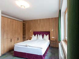 Apartment in Wald im Pinzgau With Pool