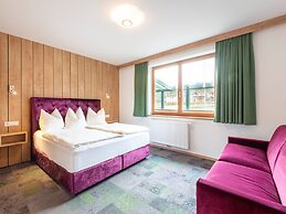 Apartment in Wald im Pinzgau With Pool
