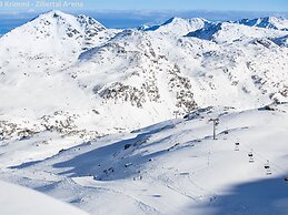 Modern Chalet with Hot Tub in Krimml