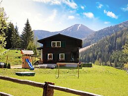 Chalet Innerkrems: Experience Pure Austria at 1,600 Meters Altitude