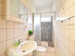 Quaint Bungalow with Garden near Insel Poel