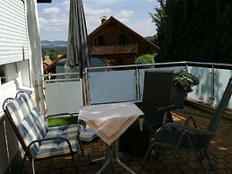 Flat in Polle Near the Forest