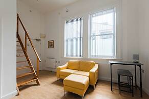 Platform City Studio Apartment