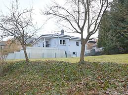 Beautiful Holdiday Home in Ulmen Near the Lake