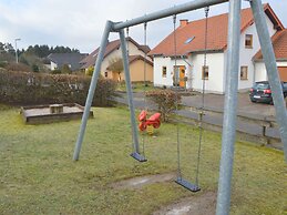 Beautiful Holdiday Home in Ulmen Near the Lake