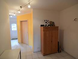 Beautiful Holdiday Home in Ulmen Near the Lake