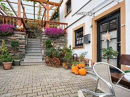 A Modern Apartment in the Hunsruck Region's Romantic Drohn Valley