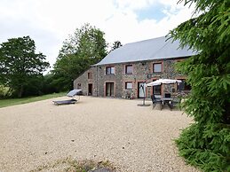 Country House in the Ardennes With Schwimmbad