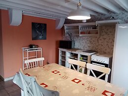Cottage in Ardennes With Heated Pool