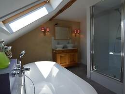 Holiday Home in Fays With Sauna