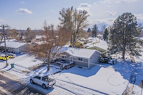 Colorado Springs Uccs Grey Cottagedog Friendly!