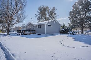 Colorado Springs Uccs Grey Cottagedog Friendly!