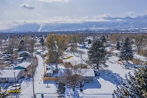 Colorado Springs Uccs Grey Cottagedog Friendly!