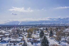 Colorado Springs Uccs Grey Cottagedog Friendly!