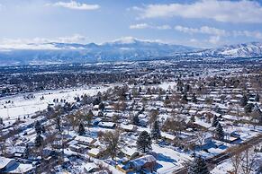 Colorado Springs Uccs Grey Cottagedog Friendly!