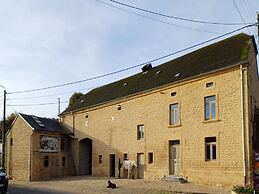 Comfortable Cottage in Lamorteau With Garden