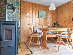 Comely Holiday Home in Güntersberge near Forest