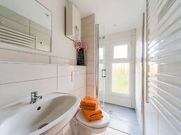 Comely Holiday Home in Güntersberge near Forest