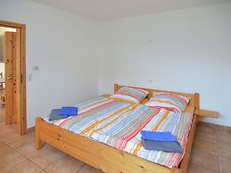 Apartment With Private Terrace in Huddinge